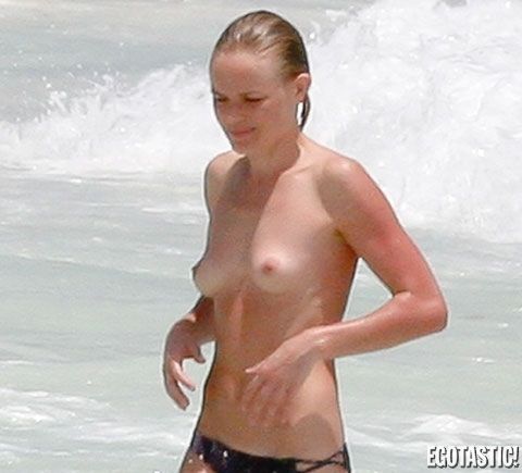 kate-bosworth-topless-ocean-mexico-LB-480x435