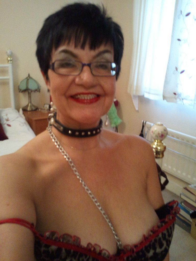 BDSM granny 1152