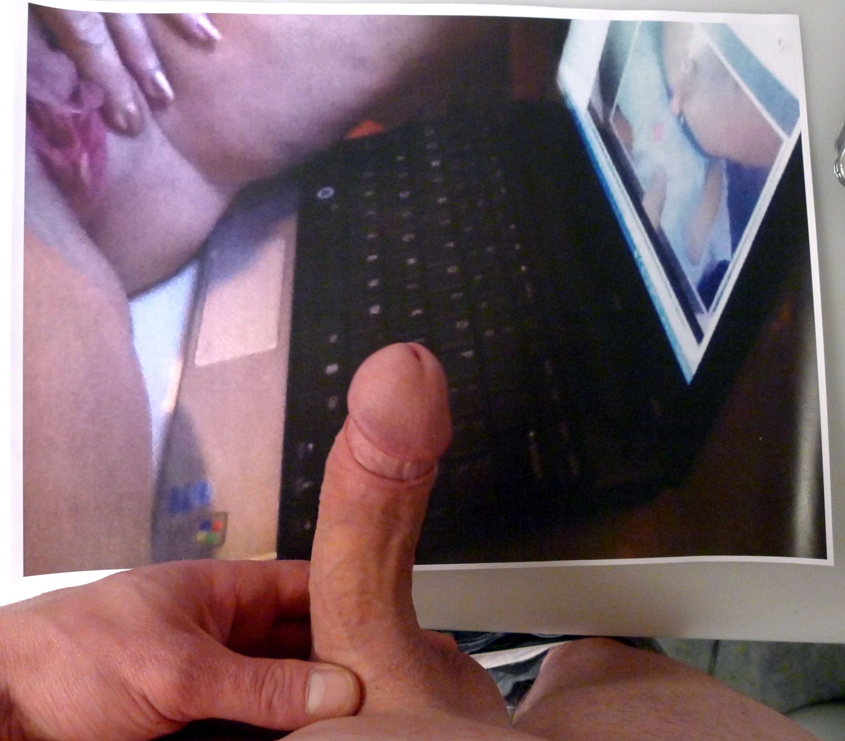 Stefan cumming on the latest pics i sent (2)