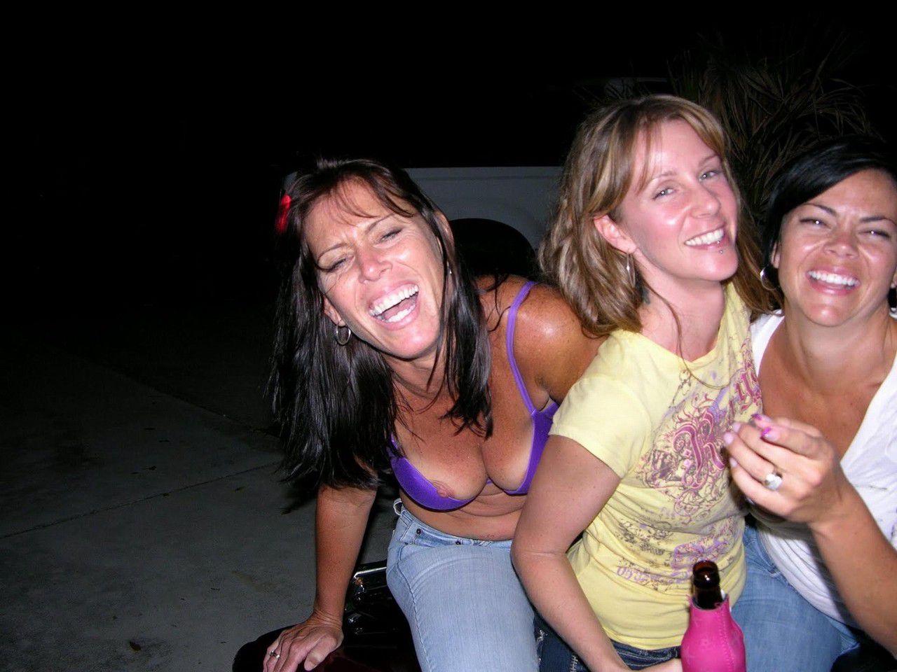 Girls Having Fun (4)