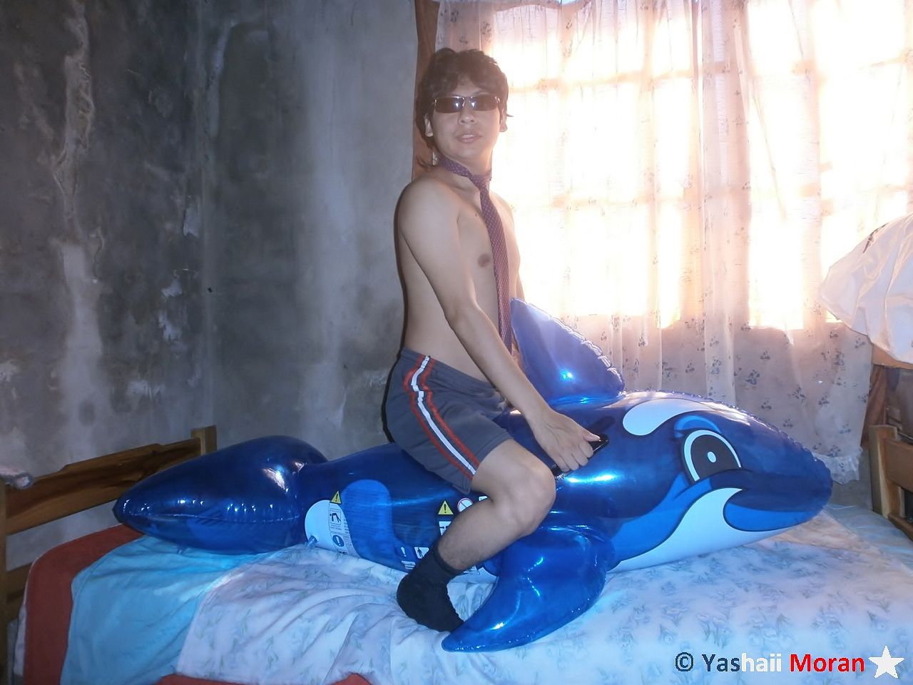 Yashaii Moran and the new inflatable Dolphin (36)