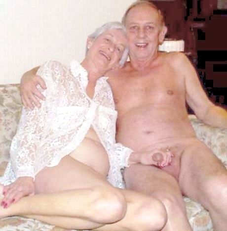 senior-citizen-naked-grandma