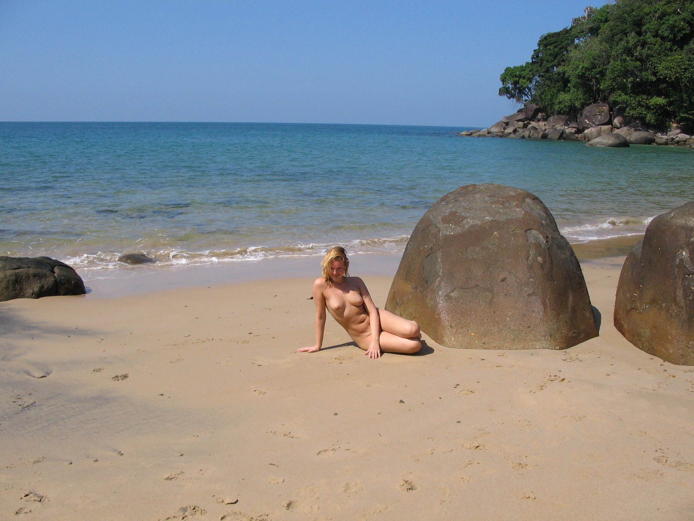 Nude Amateur Photos - Danish Babe On The Beach46