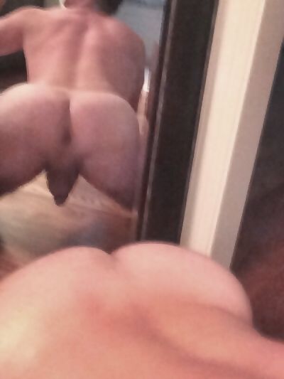 Aaron ass mirror 3