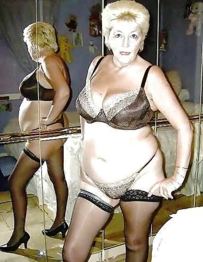 Real Granny in Sexy Lingere (11)