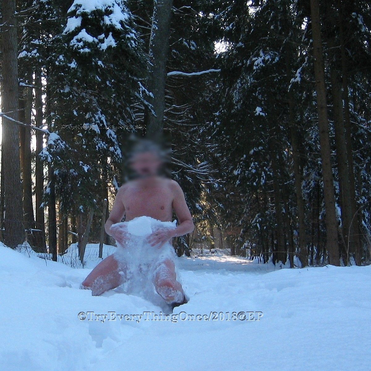 naked in the snow 51