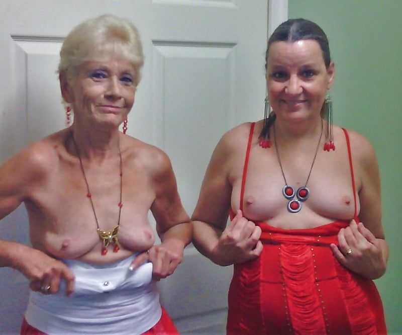 Granny tits 088
