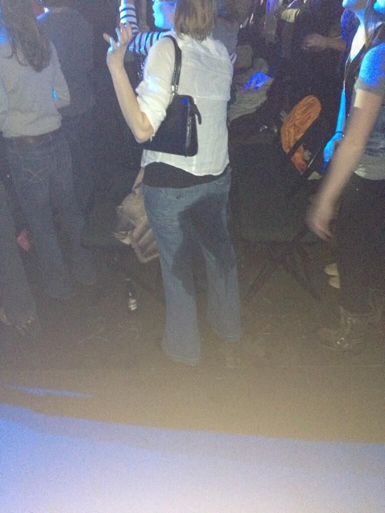 This lady tonight literally pee'd her pants In front of so she wouldn't miss a song
