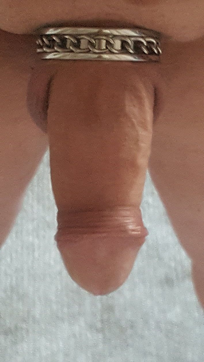 Cock-Ring-4358