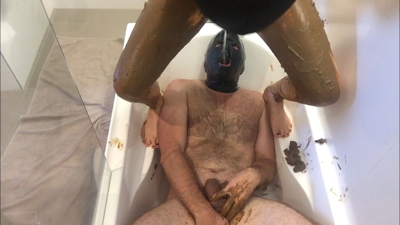 Slut pissing in mouth of her toilet