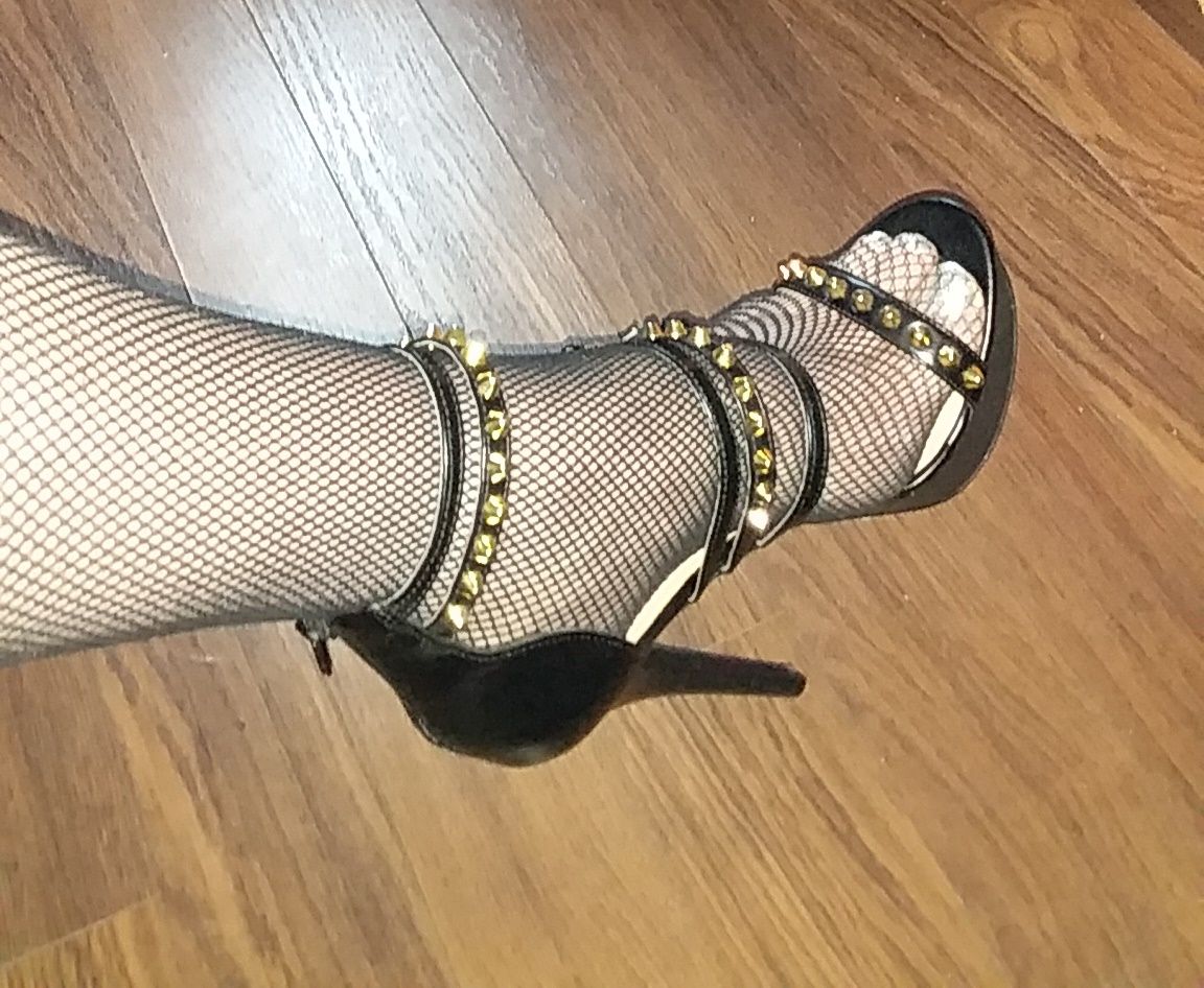 Killer Heels fishnets