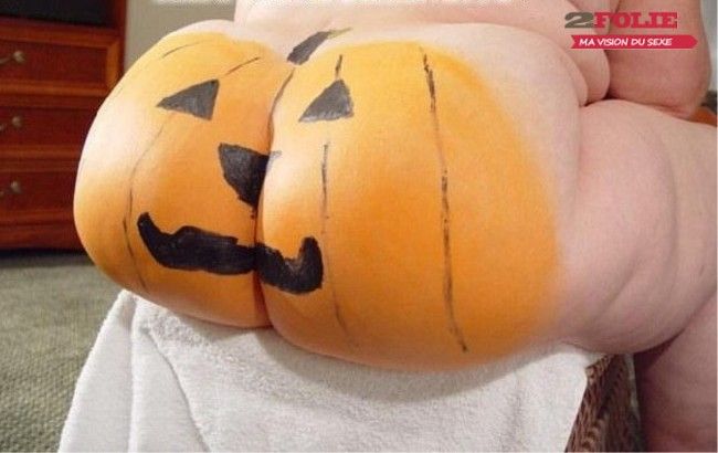 Porno-Halloween-17-650x410