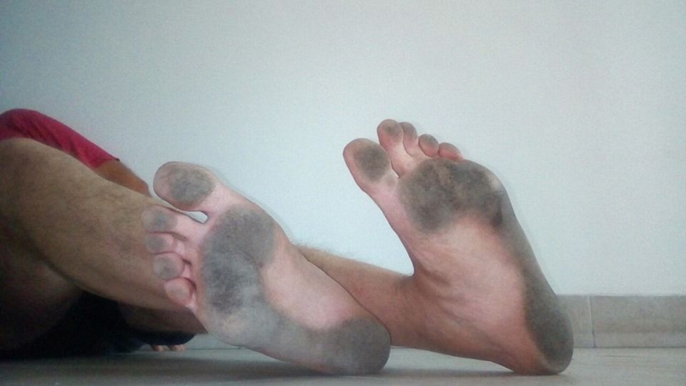 dirty feet