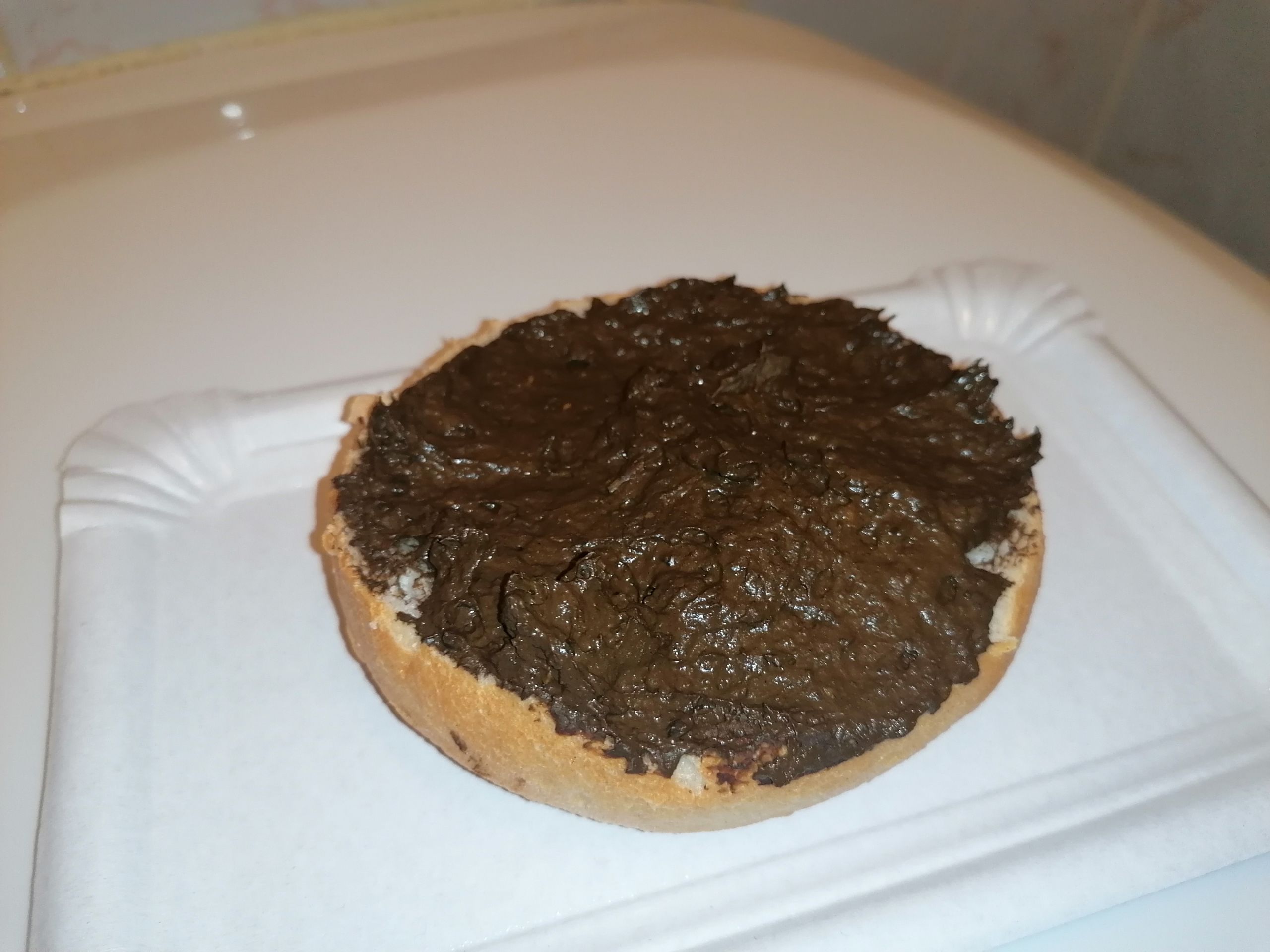 Bread roll with shit looks like Nutella