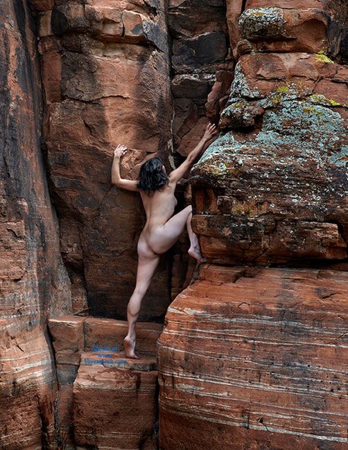 2364828-nude-wifenbspred-canyon
