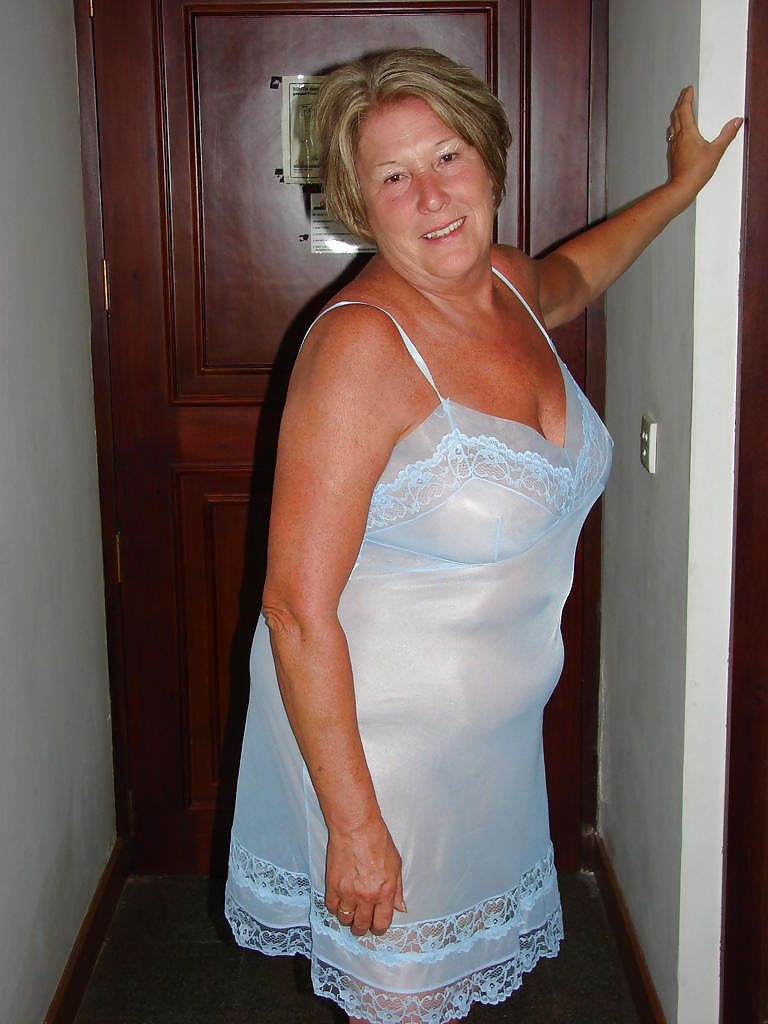 Lovely Grannies and Matures (302)