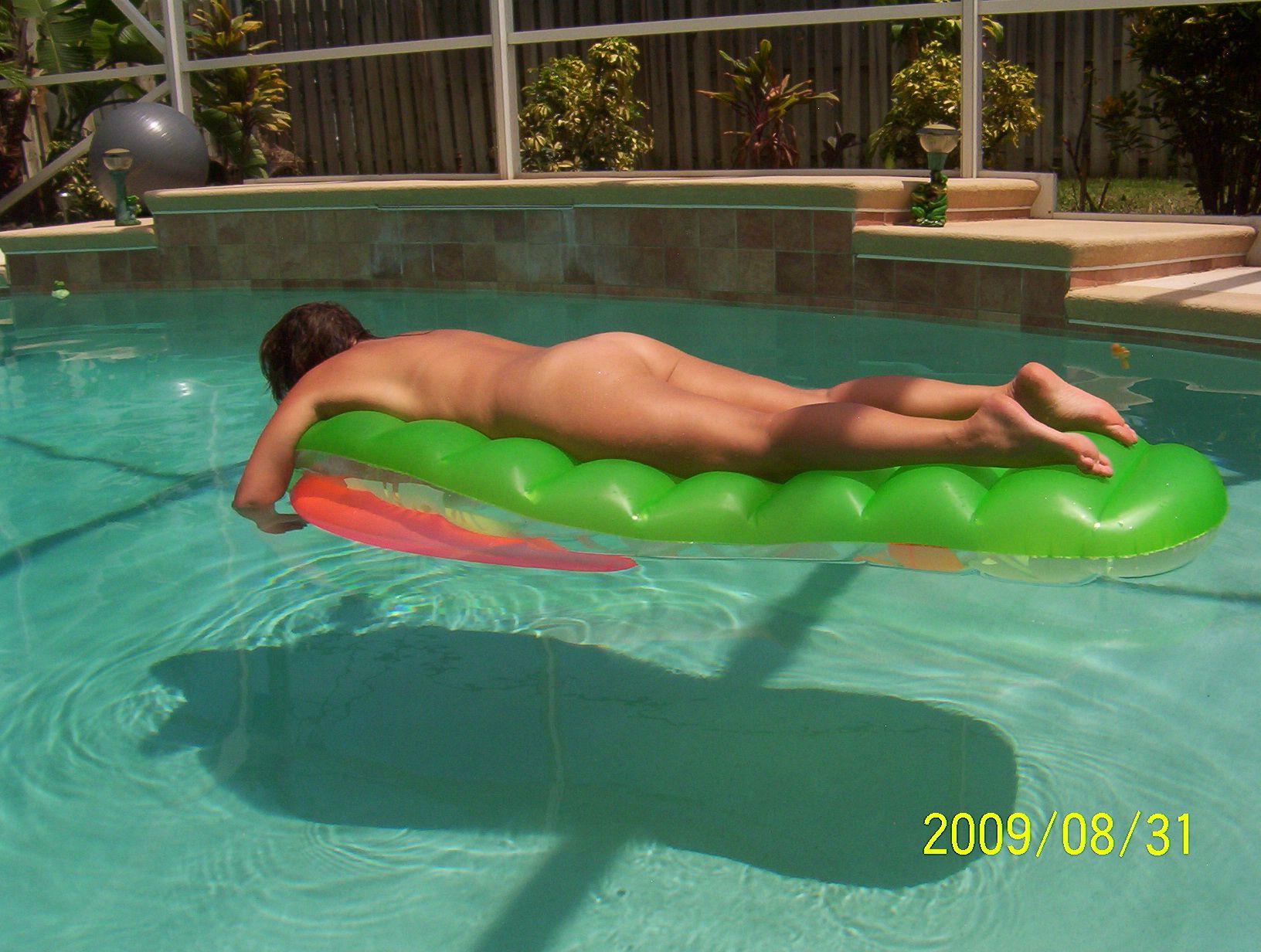 Naked Pooling 012