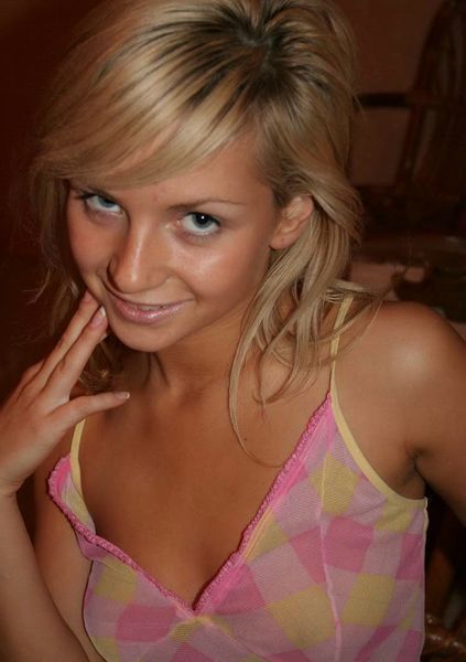 Young Sluts (264)