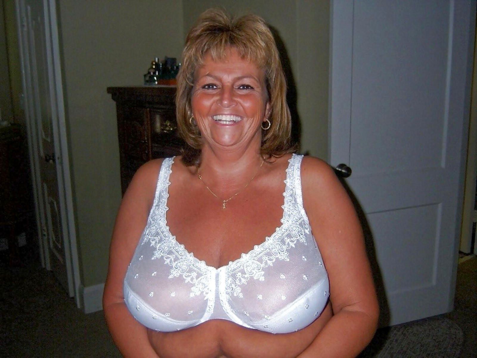 Matures and Grannies showing bra (12)