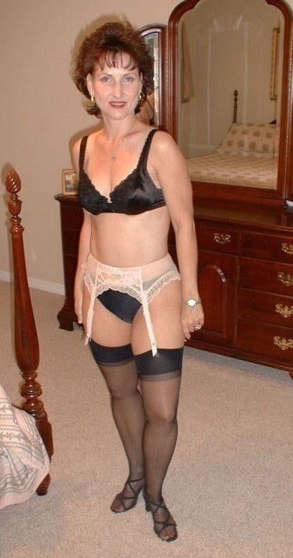 Matures and Grannies showing bra (31)