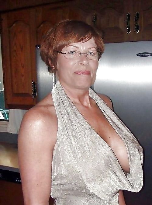 Grannies and matures dressed and underwear (90)