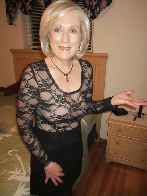 Grannies and matures dressed and underwear (91)