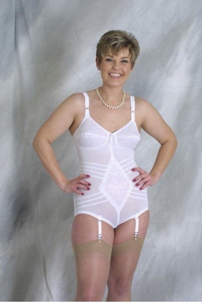 Grannies and matures dressed and underwear (162)