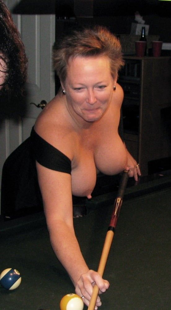 mature flashing tits