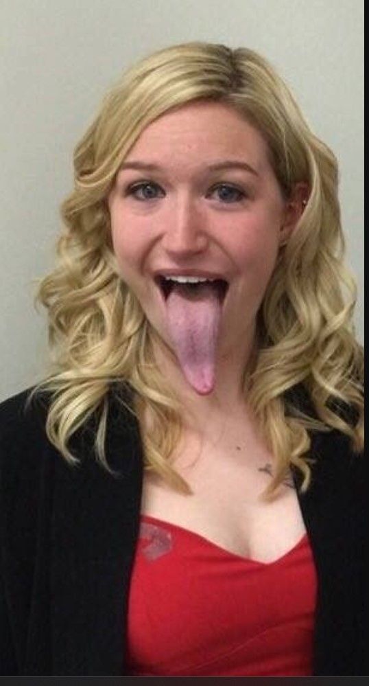 tongues are hot   (1)