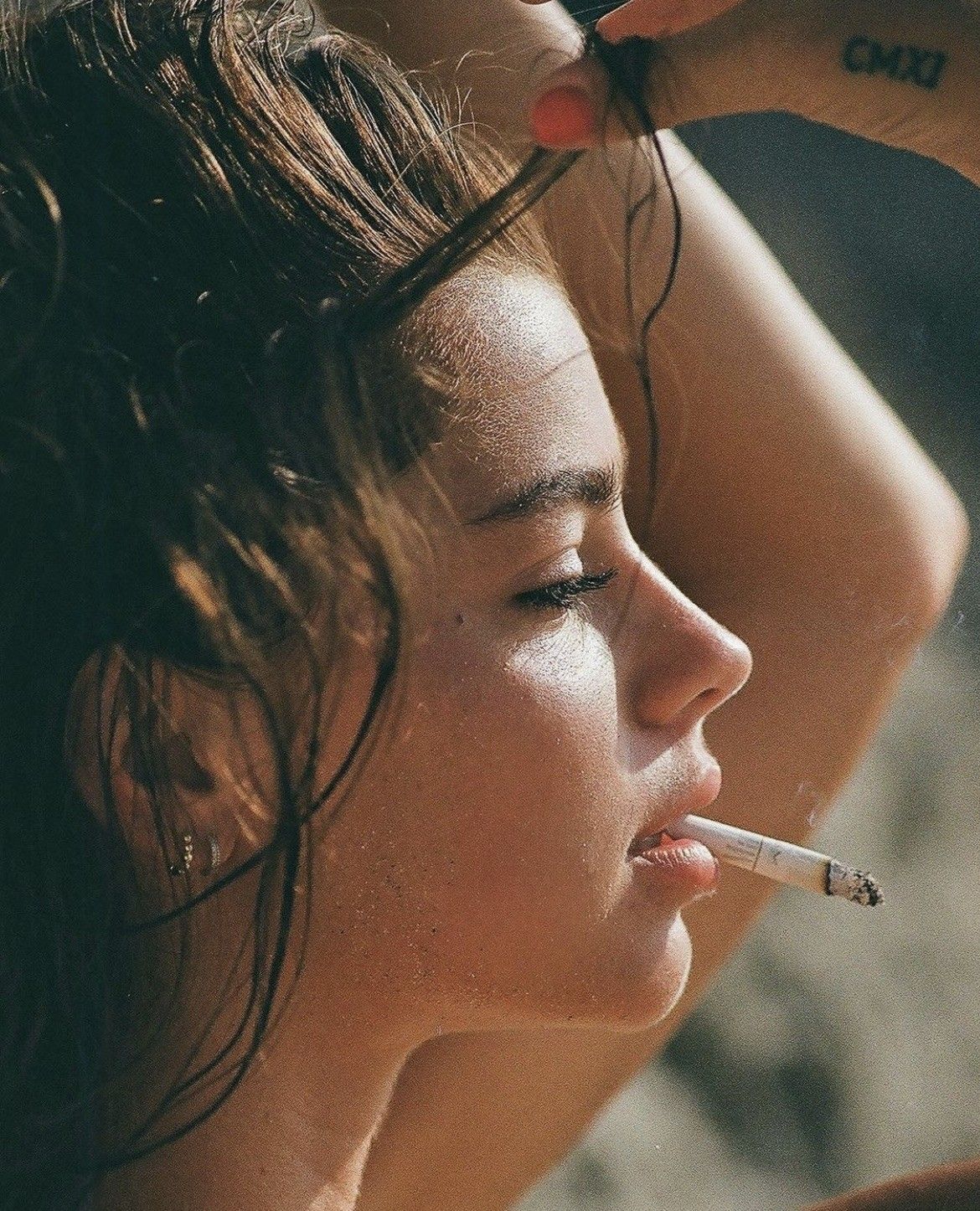 V beautiful smoker