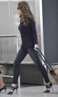 elizabeth_hurley_jeans_03