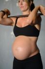 pregnant-weightlifter_28