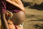 515-INDIA_pregnantwoman