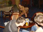 nackte_Casino_Kellnerin_104