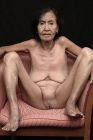 51_pics_80yo_granny_series-032_