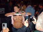 Girls Going for Beads  (10)