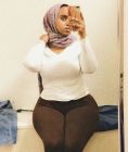 HOT Arab curvy girl hijab