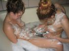 girls in pool bath or shower 179