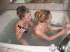 girls in pool bath or shower 208
