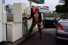 flashing-at-the-petrol-station-019