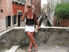 5545951-chrissi-flashing-in-venice