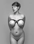 1641431240_59-titis-org-p-plus-size-topless-models-erotika-62