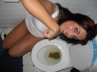 College girls_college-girls-pooping156