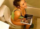 College girls_college-girls-pooping208