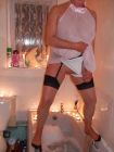 Matures_Pissing_English_Mature_Slut_takes_a_piss_4316827-10