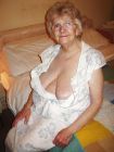 granny-amateur-whore-woman-shows-big-boobs-7